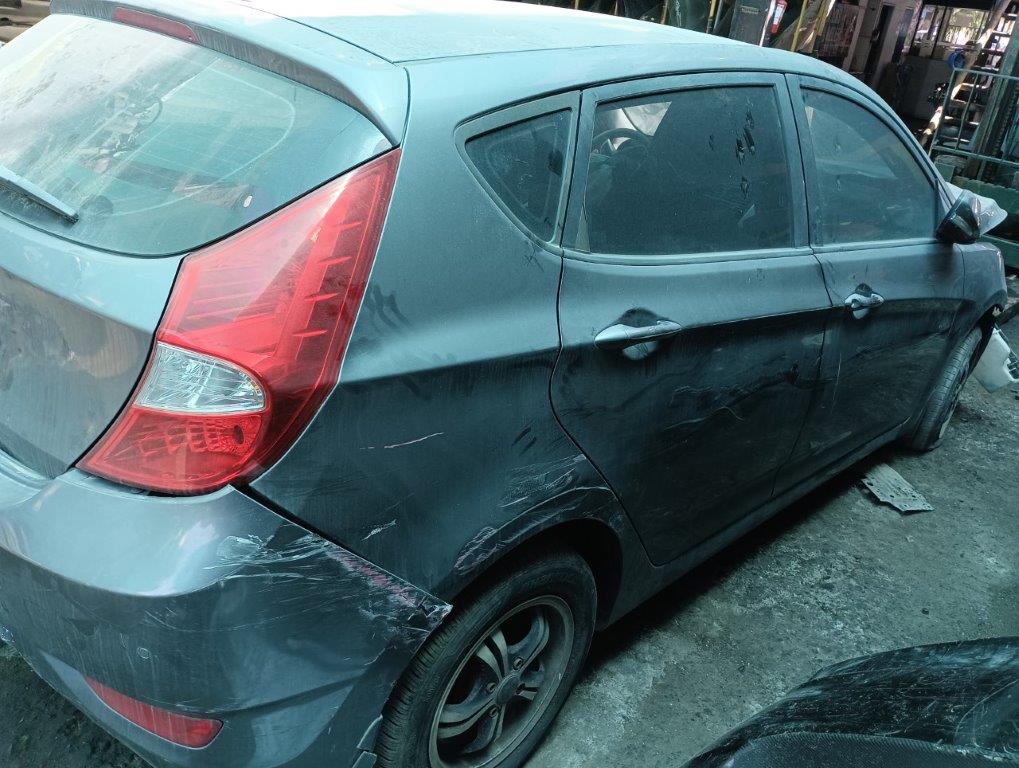 MUñON Hyundai ACCENT 2012  USADO  EN DESARME